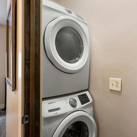 The Yellowstone Hideaway Unit A ウェスト・イエローストーン エクステリア 写真